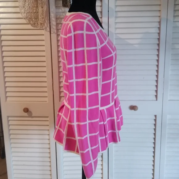 Banana Republic Pink Grid Peplum Sweater 100% Cotton Size Small - Picture 5 of 7